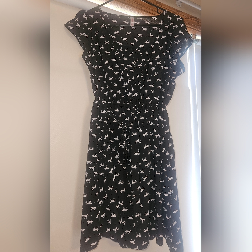Xhilaration Large Black Dress With Horses